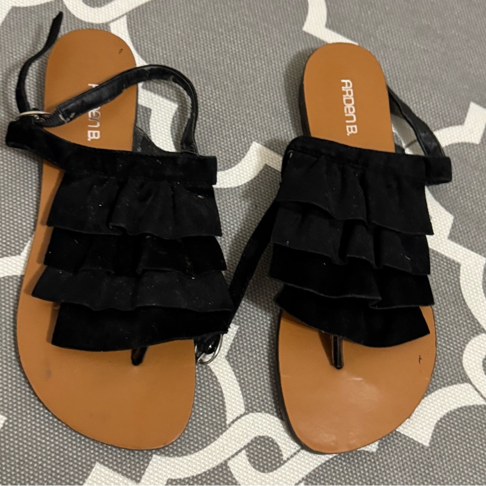 Arden B Black Ruffle Sandals